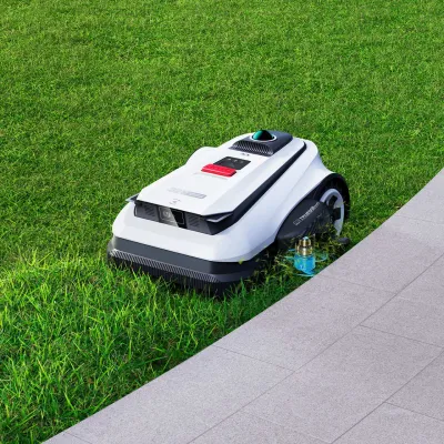 Robot tondeuse le long d'une bordure de terrasse